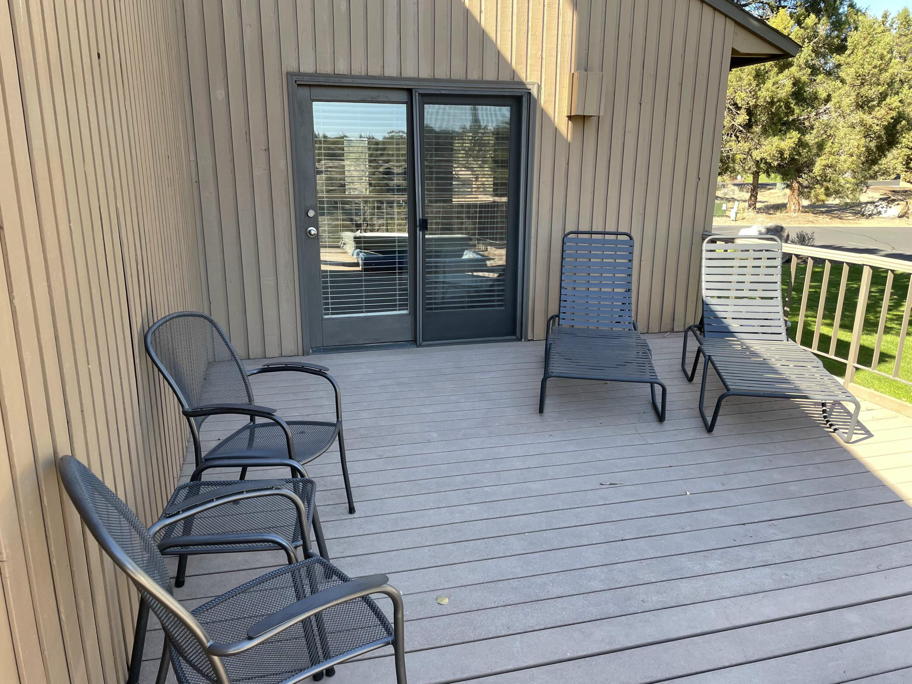 2240 Snowgoose Drive, Unit RV3D Redmond, OR 97756 - Photo 23 of 28 IMG_4434