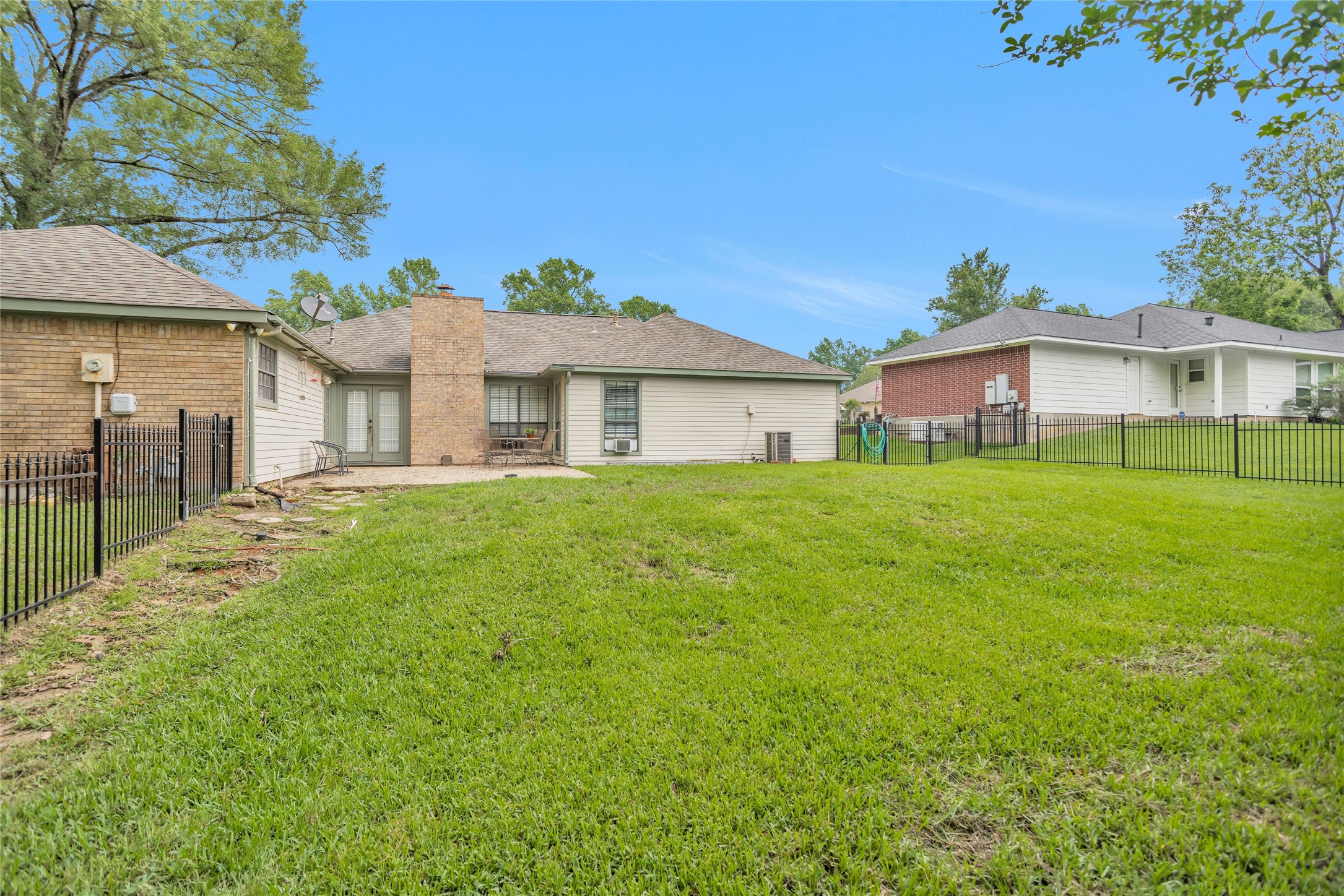 445 Augusta Drive Huntsville, TX 77340 - Photo 38 of 41