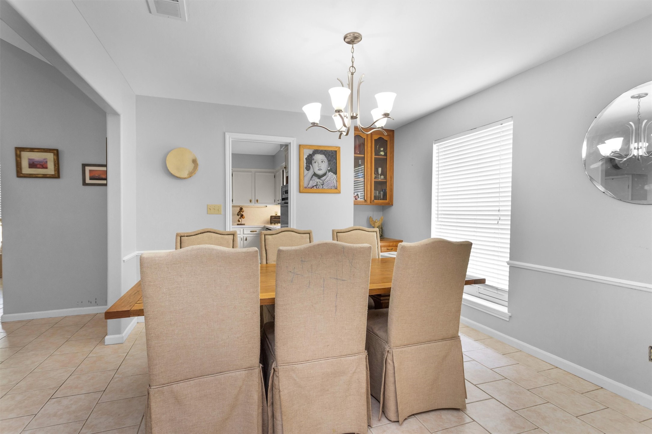 445 Augusta Drive Huntsville, TX 77340 - Photo 6 of 41