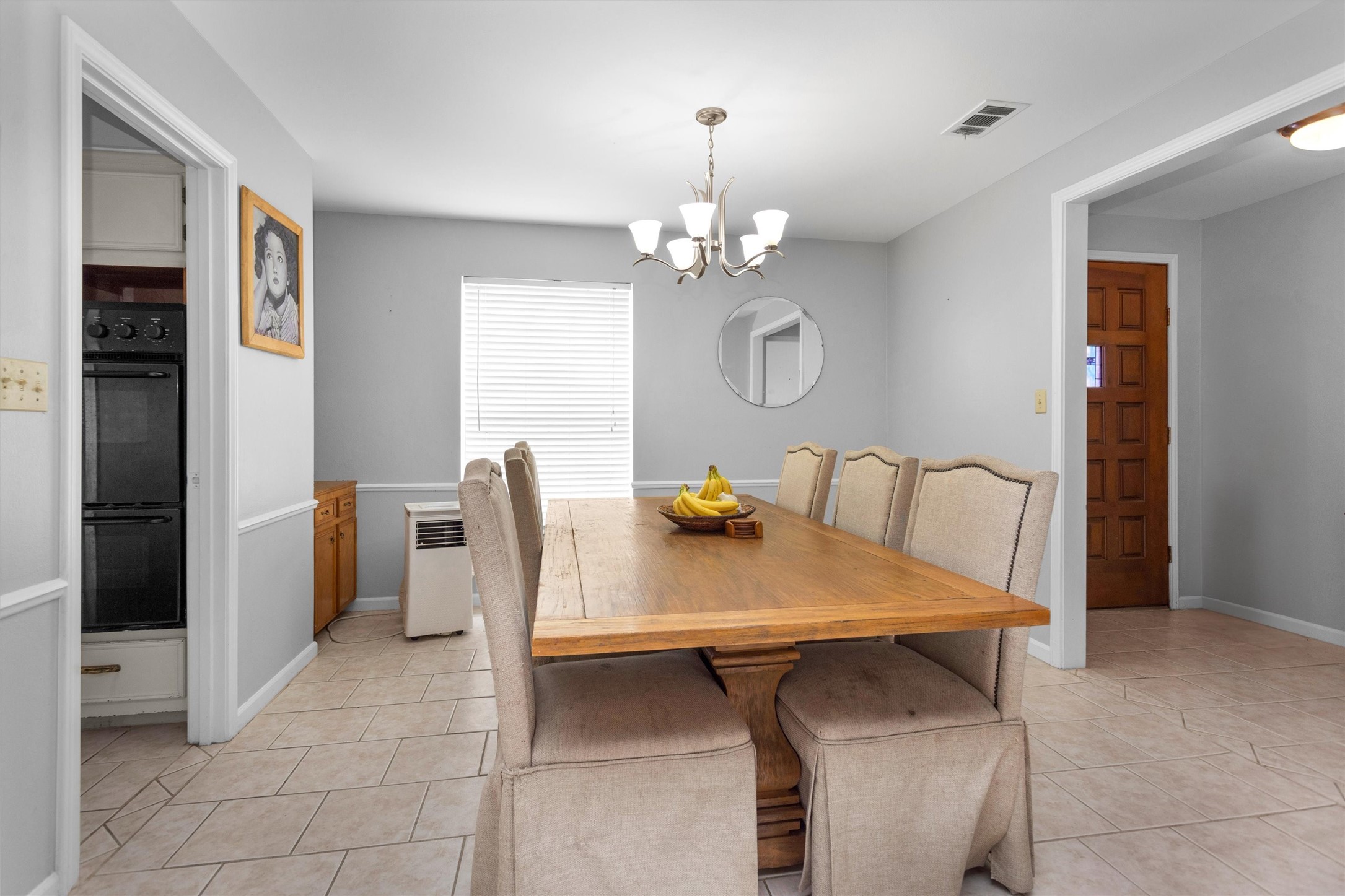 445 Augusta Drive Huntsville, TX 77340 - Photo 7 of 41