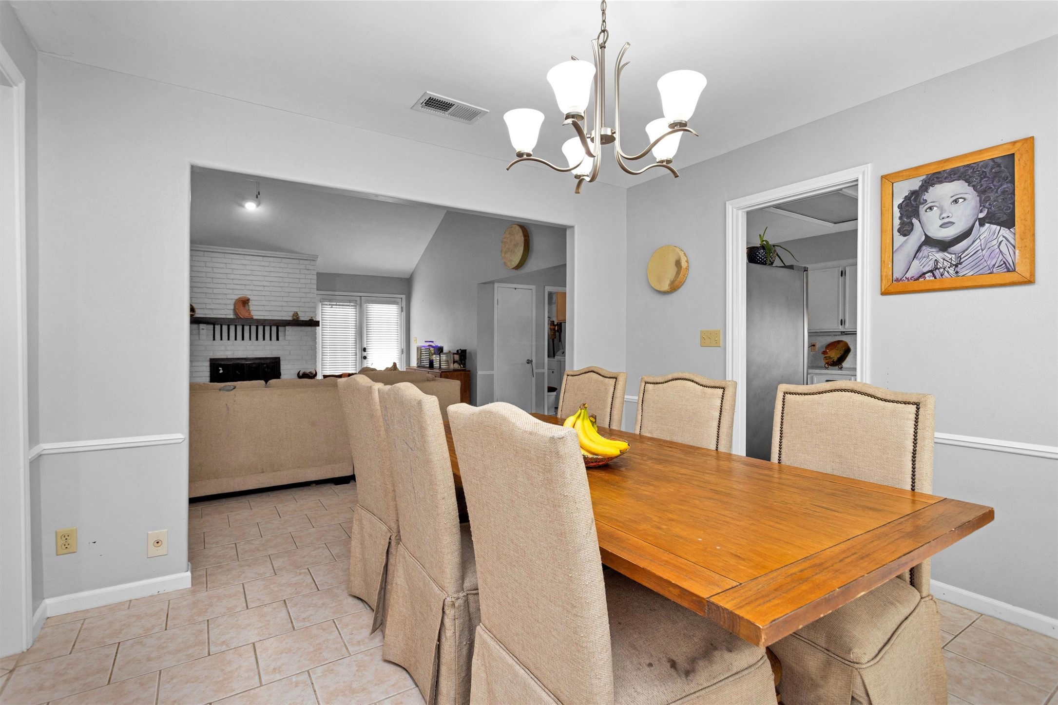 445 Augusta Drive Huntsville, TX 77340 - Photo 8 of 41