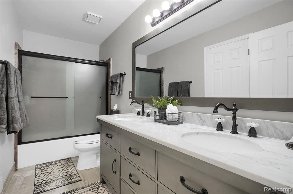 3393 Seminole Court Rochester Hills, MI 48309 - Photo 46 of 61