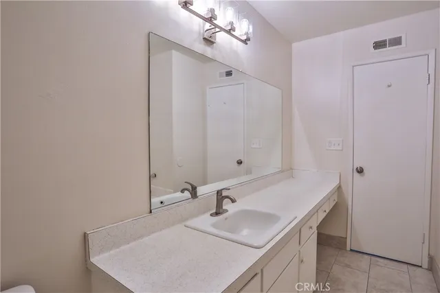 $2,295 | 2963 Elgin Drive, Unit D, Riverside, CA 92507