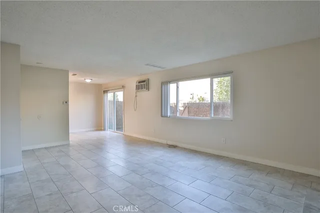 $2,295 | 2963 Elgin Drive, Unit D, Riverside, CA 92507