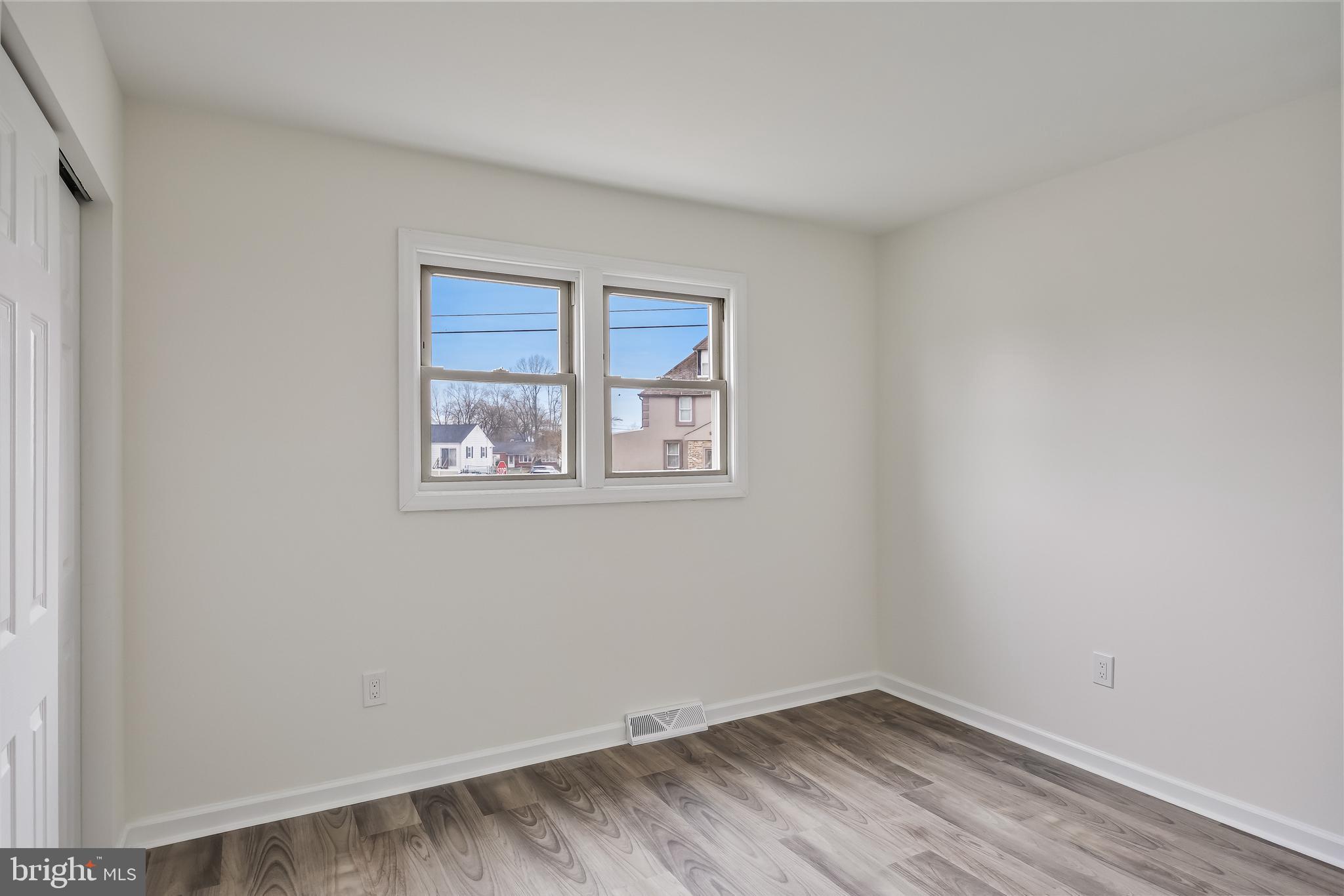 501 5th Lindenwold, NJ 08021 - Photo 16 of 26