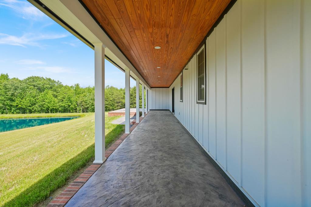 11040 Skipwith Road Chase City, VA 23924 - Photo 6 of 63 Gallery Image 6