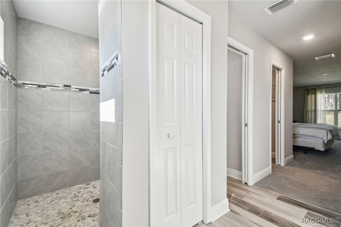 65 East Boston Street Hernando, FL 34442 - Photo 4 of 100