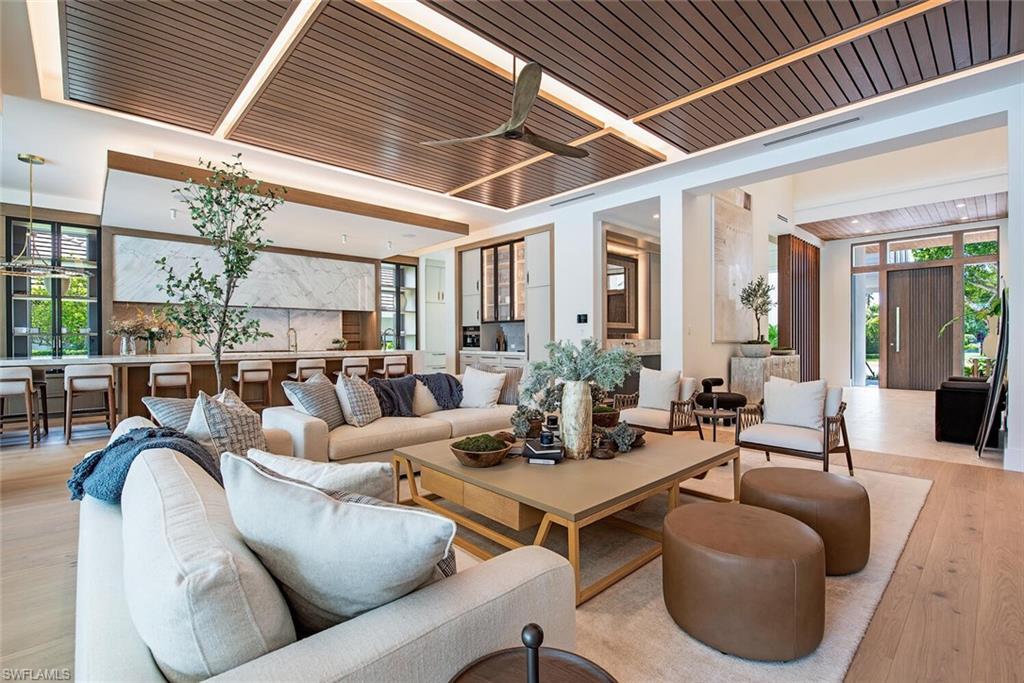 2999 Rum Row Naples, FL 34102 - Photo 10 of 33