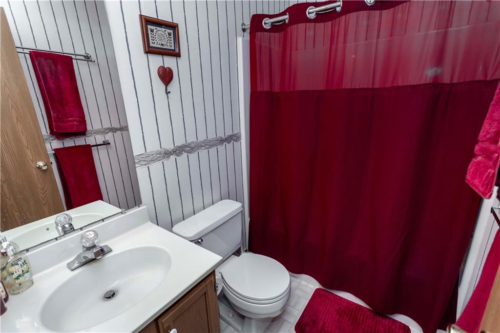 2106 South South Ridge Terrace Hidden Valley, PA 15502 - Photo 11 of 15 Gallery Image 11