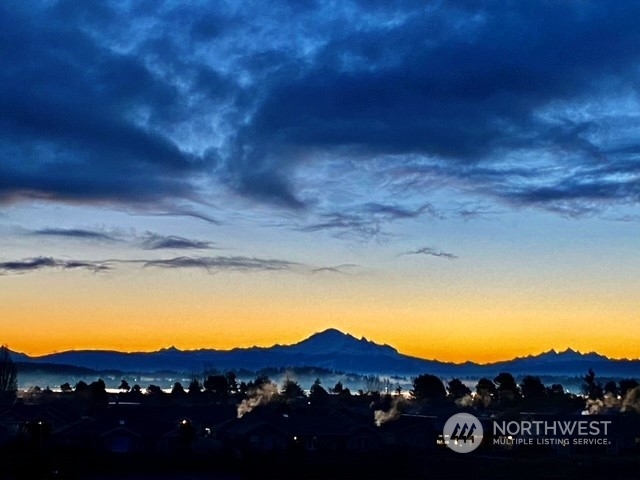 8148 Comox Road Blaine, WA 98230 - Photo 10 of 40 a view of a sunset