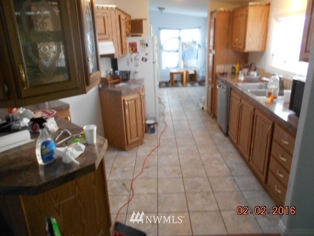 36001 Crescent Road North Reardan, WA 99029 - Photo 4 of 12 Gallery Image 4