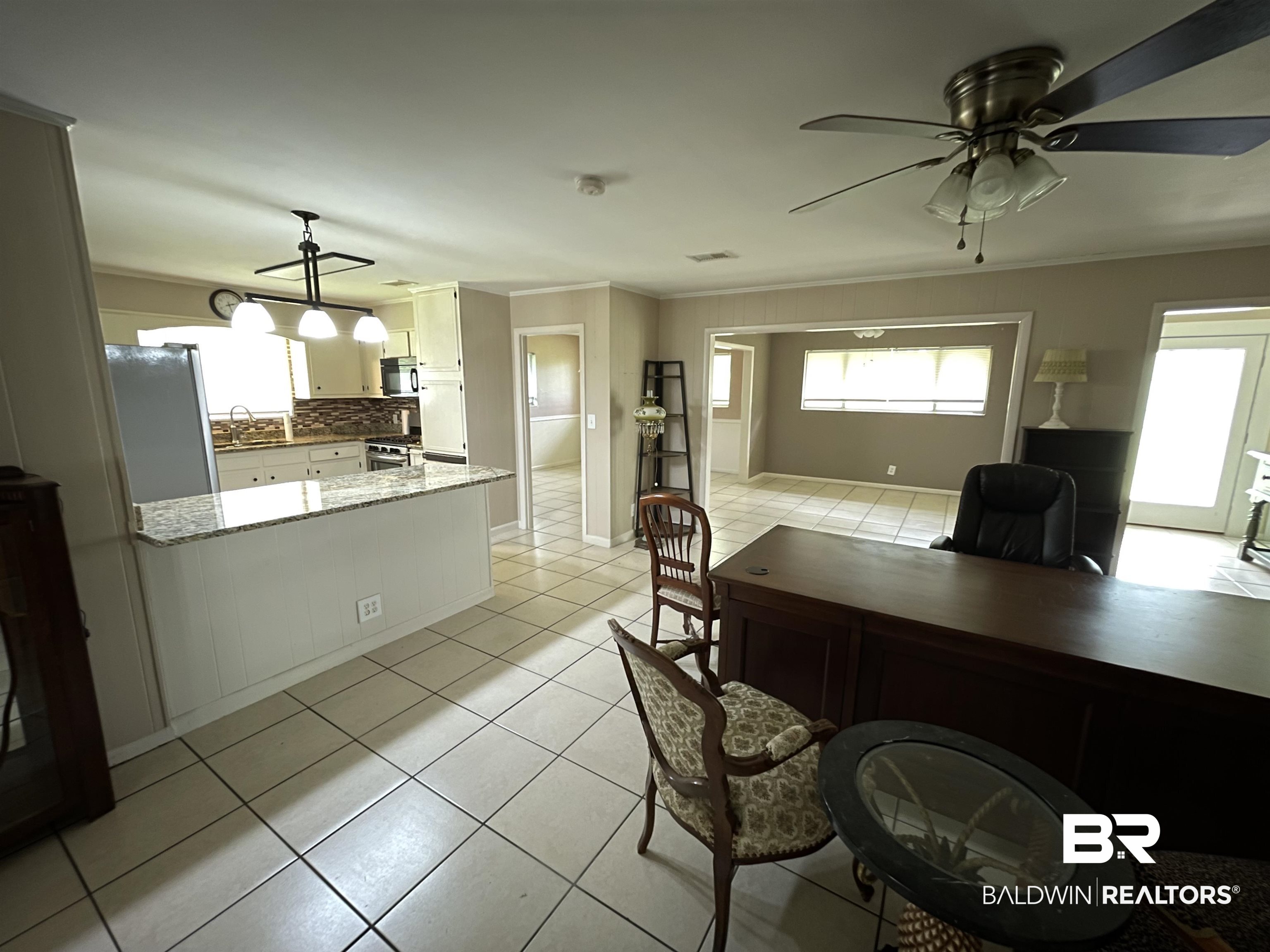402 West Myrtle Avenue Foley, AL 36535 - Photo 15 of 38 Kitchen/Living/Dining