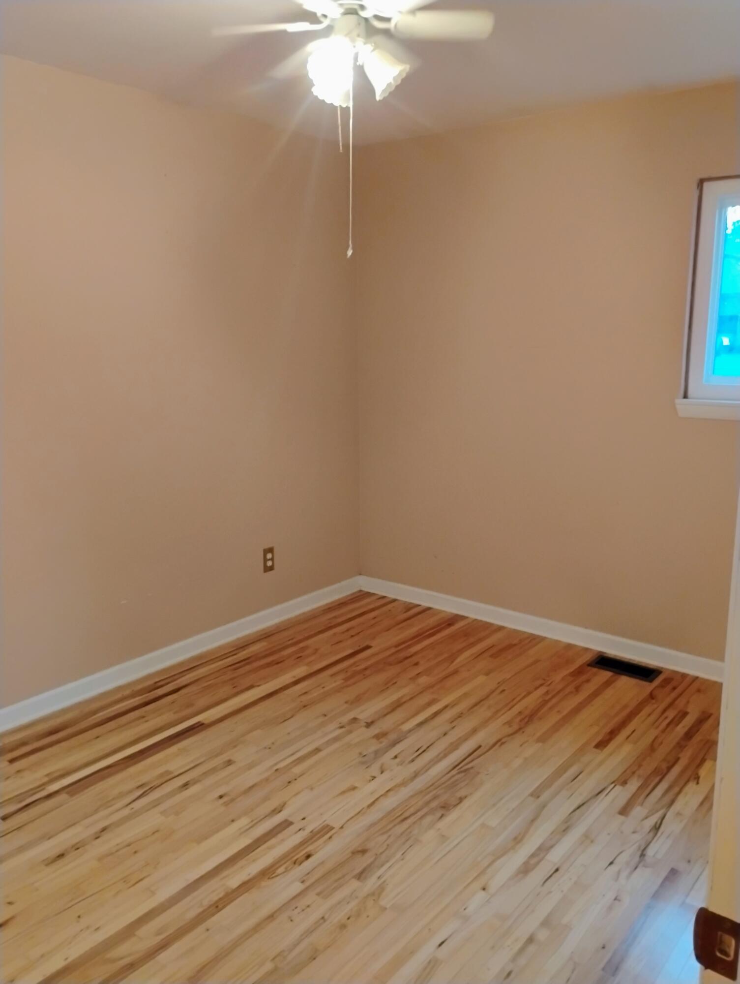 12415 Clinton River Road Sterling Heights, MI 48313 - Photo 22 of 38 12415 17