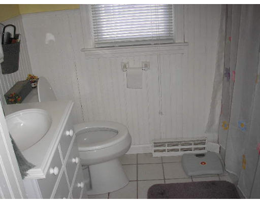169 West Canton Circle Springfield, MA 01104 - Photo 6 of 8 Gallery Image 6