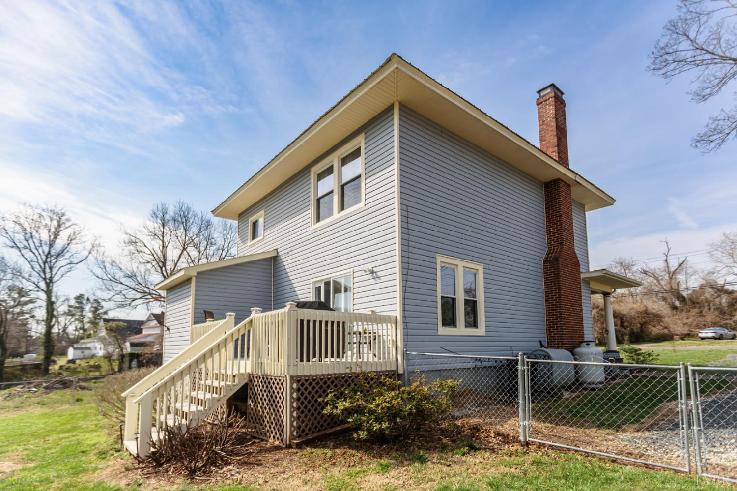 172 Pecan Street Pamplin, VA 23958 - Photo 38 of 40 a front view of a house with garden