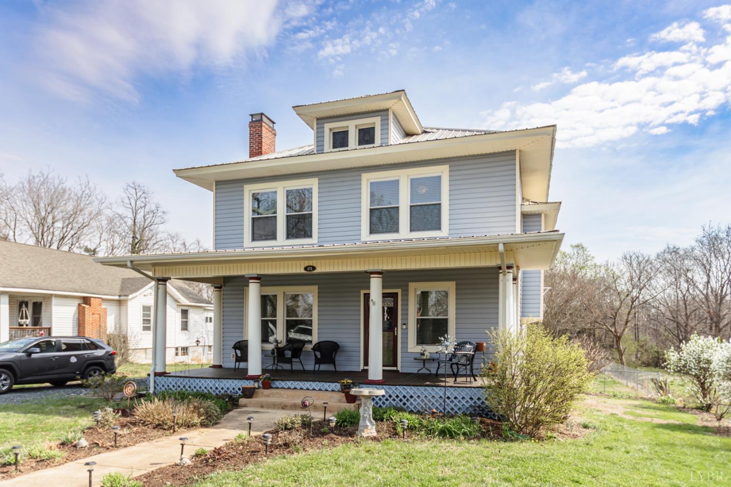 172 Pecan Street Pamplin, VA 23958 - Photo 4 of 40 a front view of a house with garden