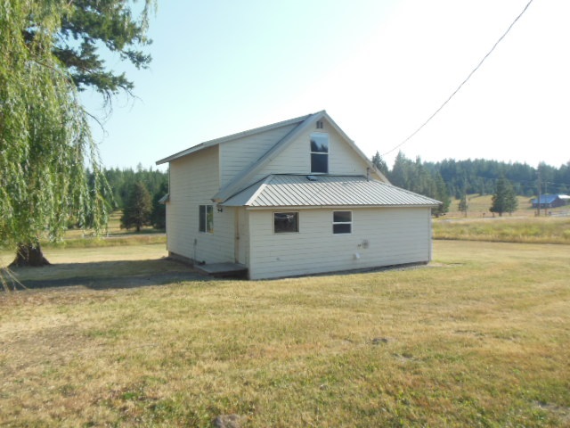 4471 Gardenspot Road Clayton, WA 99110 - Photo 2 of 20 Gallery Image 2