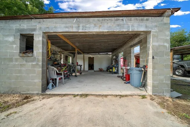 a view of a livingroom with furniture and storage