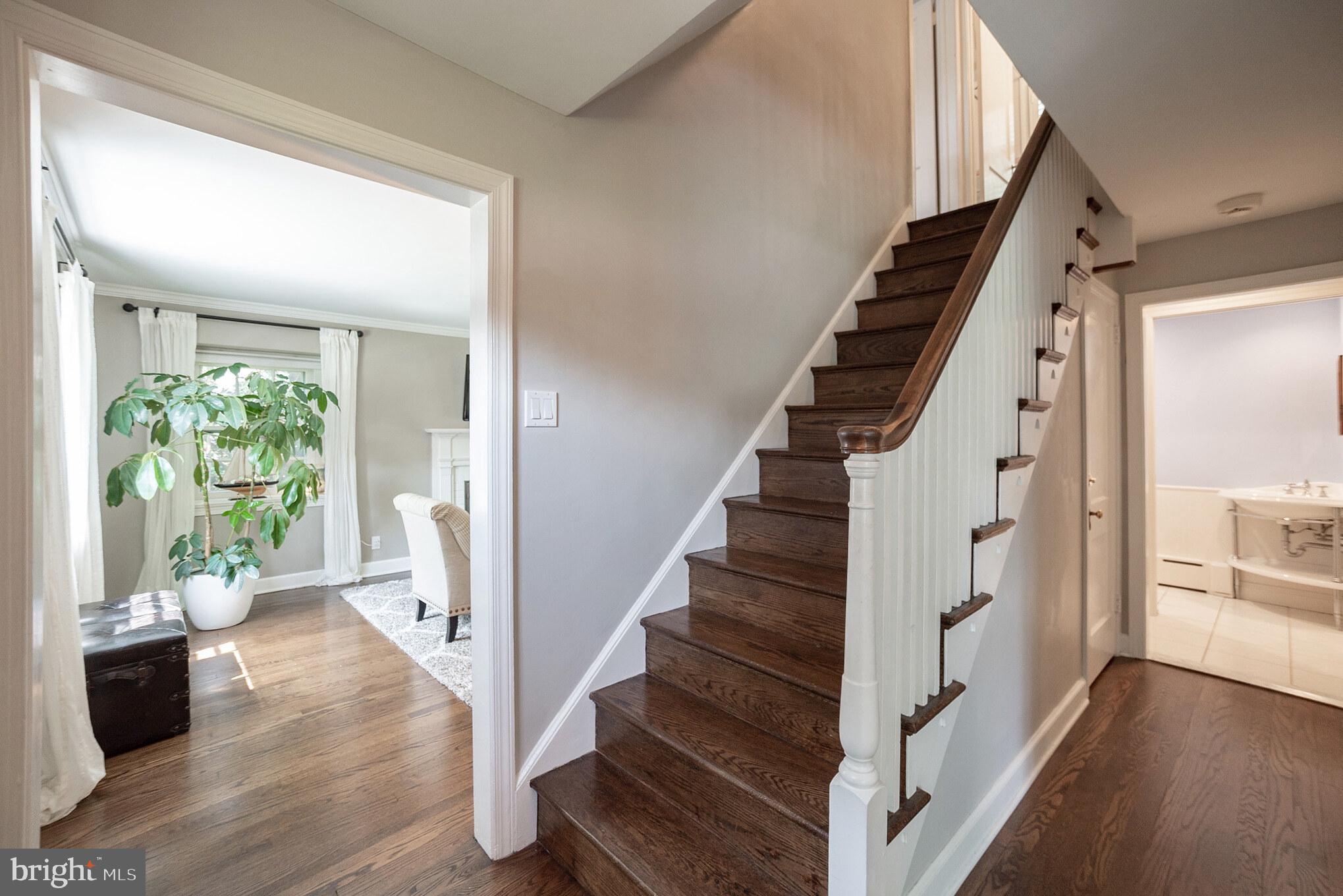 815 Wickfield Road Wynnewood, PA 19096 - Photo 3 of 30 Gallery Image 3