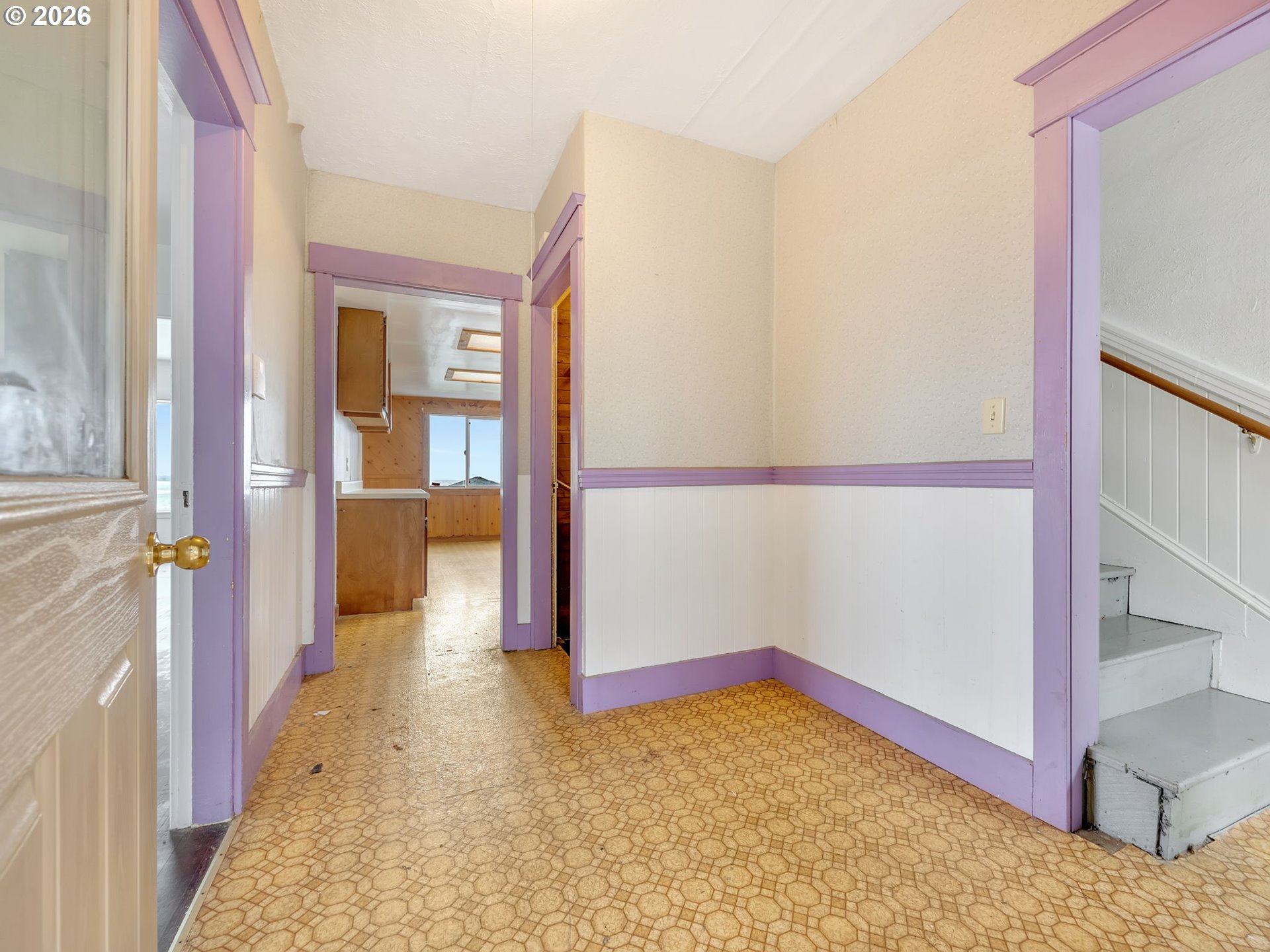 590 Rivington Street Astoria, OR 97103 - Photo 3 of 37