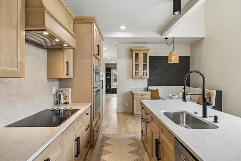 $1,099,999 | 2520 Crossfield Drive, Nashville, TN 37214