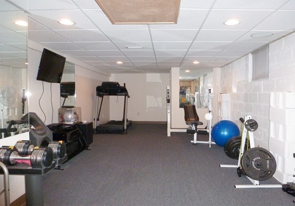 33-35 Ruskin Street Springfield, MA 01108 - Photo 15 of 27