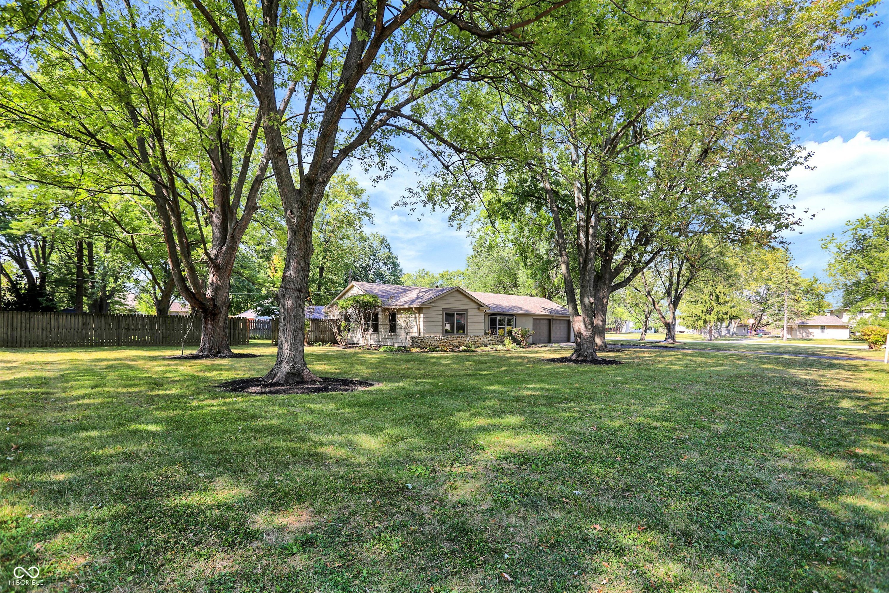 62 Bennett Road Carmel, IN 46032 - Photo 3 of 56