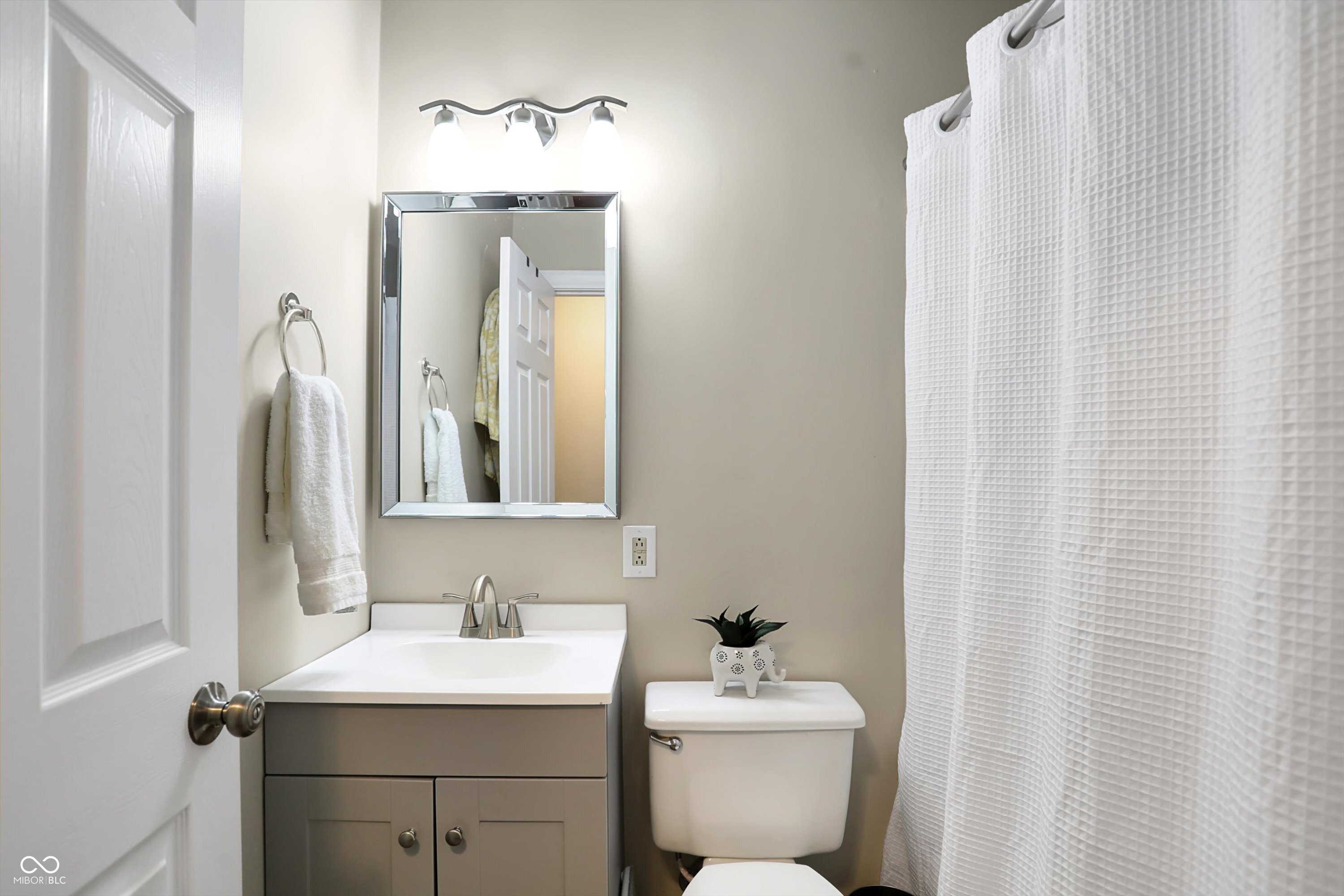 62 Bennett Road Carmel, IN 46032 - Photo 40 of 56