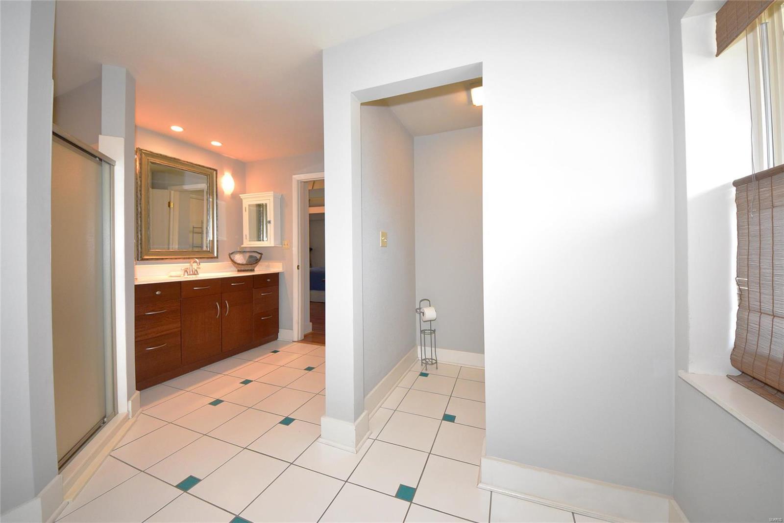 811 Dielman Road St. Louis, MO 63132 - Photo 38 of 76 Gallery Image 38