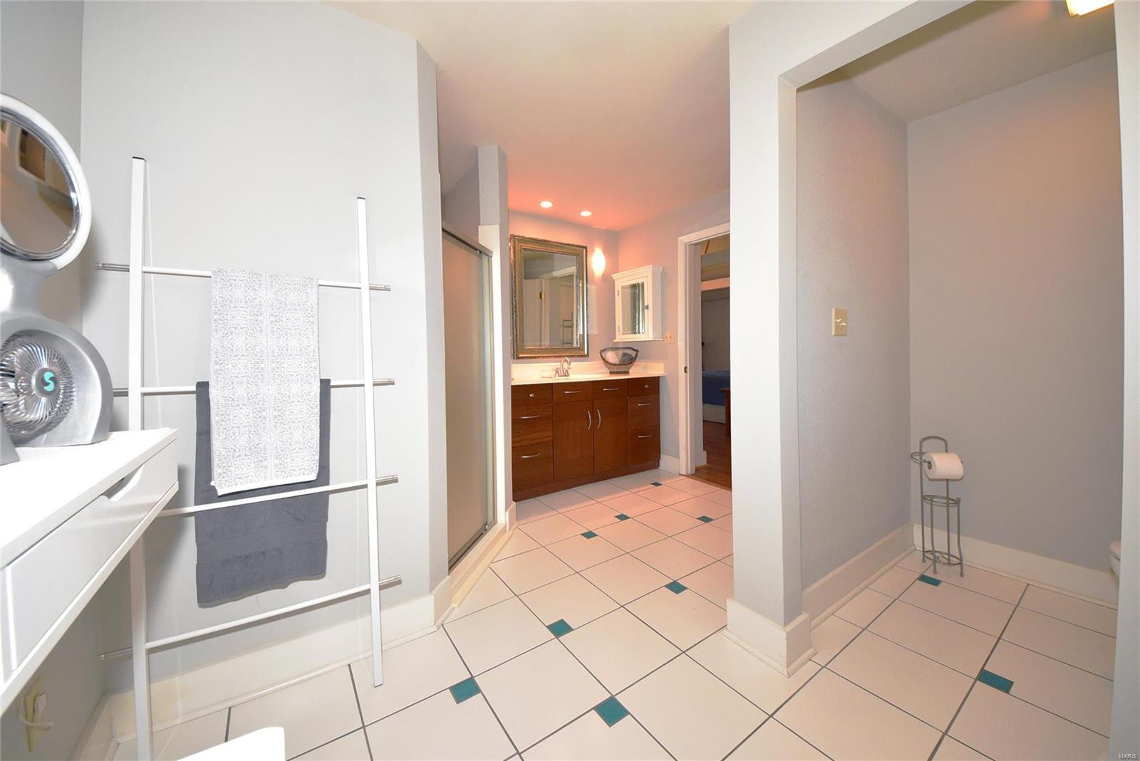 811 Dielman Road St. Louis, MO 63132 - Photo 39 of 76 Gallery Image 39