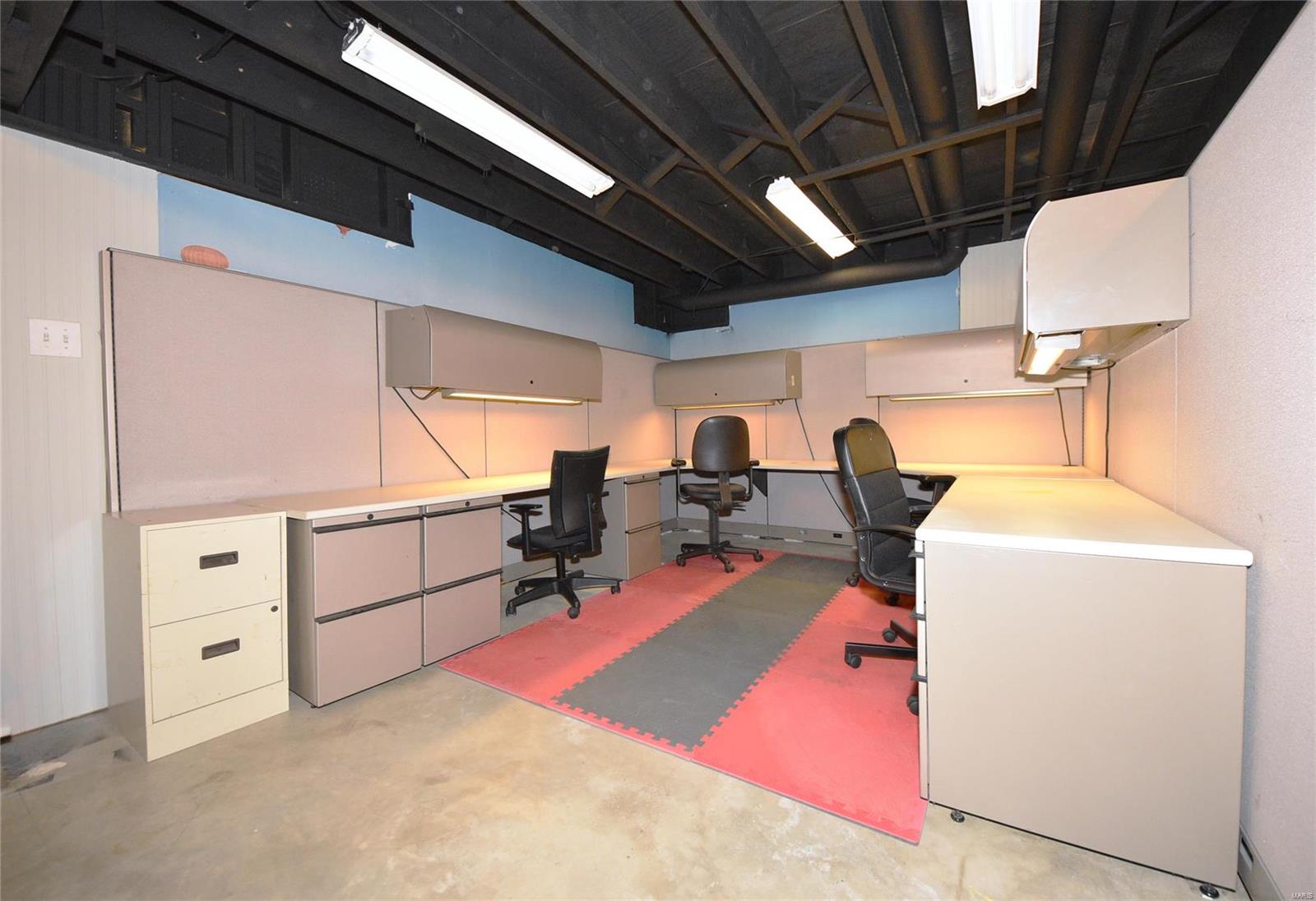 811 Dielman Road St. Louis, MO 63132 - Photo 50 of 76 Gallery Image 50