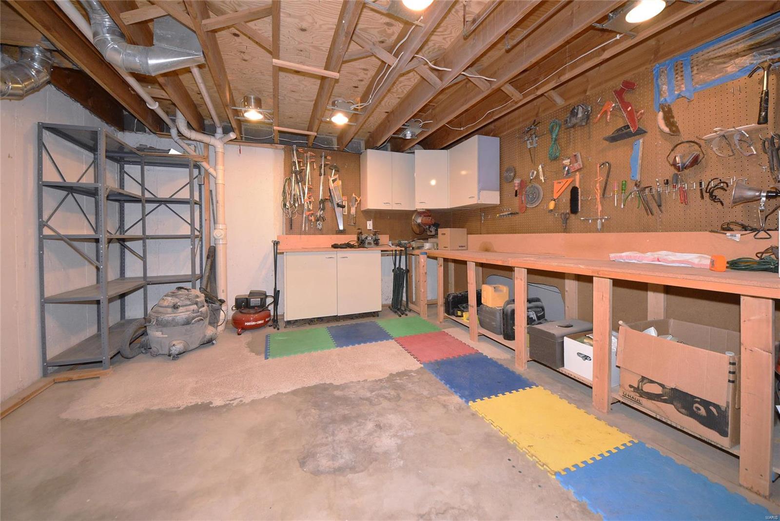 811 Dielman Road St. Louis, MO 63132 - Photo 56 of 76 Gallery Image 56