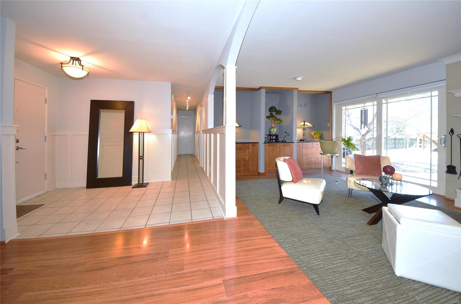 811 Dielman Road St. Louis, MO 63132 - Photo 10 of 76 Gallery Image 10