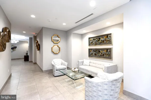 $2,300 | 50 Florida Avenue Northeast, Unit 216, Washington, DC 20002