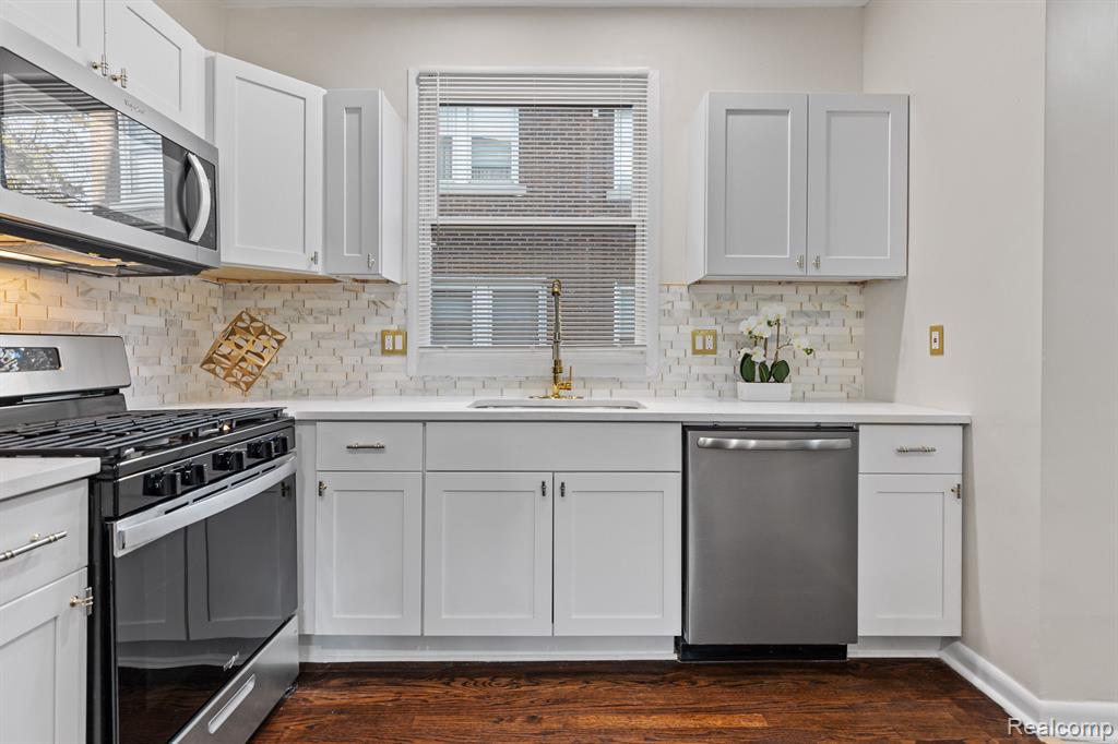 1155 Atkinson Street Detroit, MI 48202 - Photo 15 of 26 Gallery Image 15