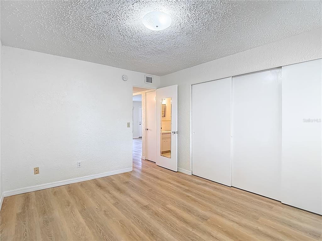 2461 Canadian Way, Unit 45 Clearwater, FL 33763 - Photo 20 of 33 a view of an empty room