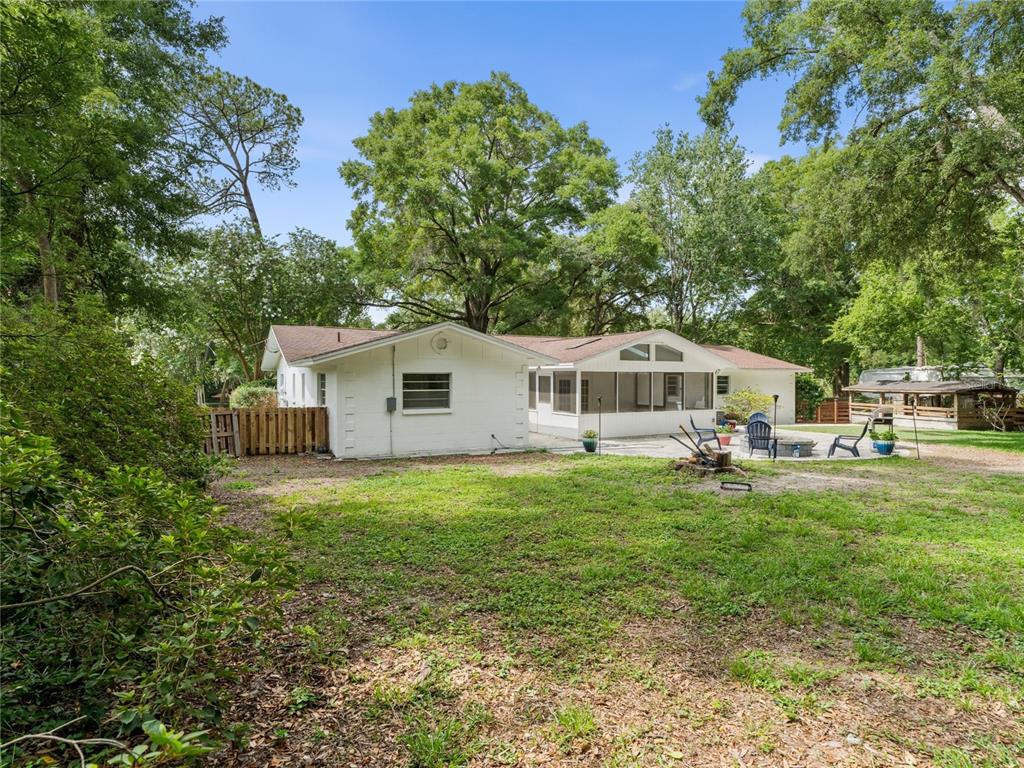 8024 Northwest 2nd Court Gainesville, FL 32607 - Photo 39 of 40 a front view of a house with garden