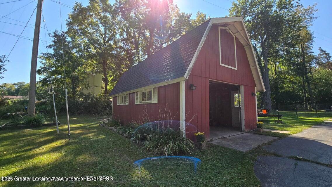 2409 Hulett Road Okemos, MI 48864 - Photo 33 of 38 20250914184347108636000000-o