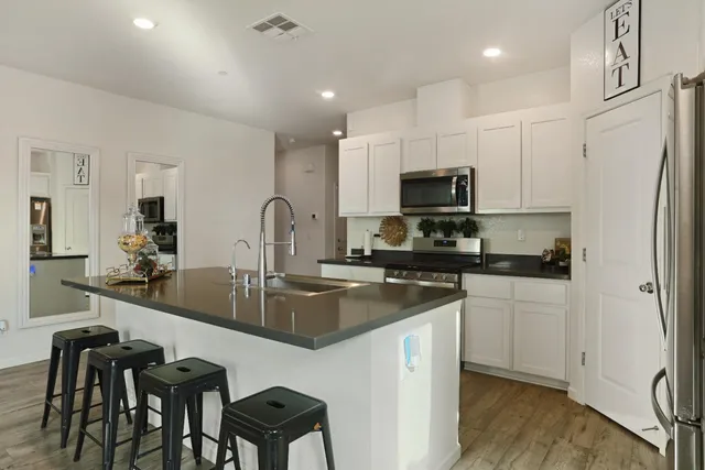 $650,000 | 404 Central Pacific Street, Lathrop, CA 95330