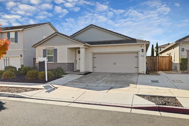 $650,000 | 404 Central Pacific Street, Lathrop, CA 95330