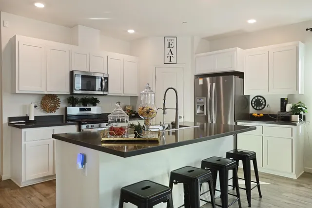 $650,000 | 404 Central Pacific Street, Lathrop, CA 95330