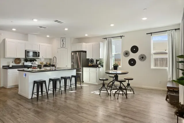 $650,000 | 404 Central Pacific Street, Lathrop, CA 95330