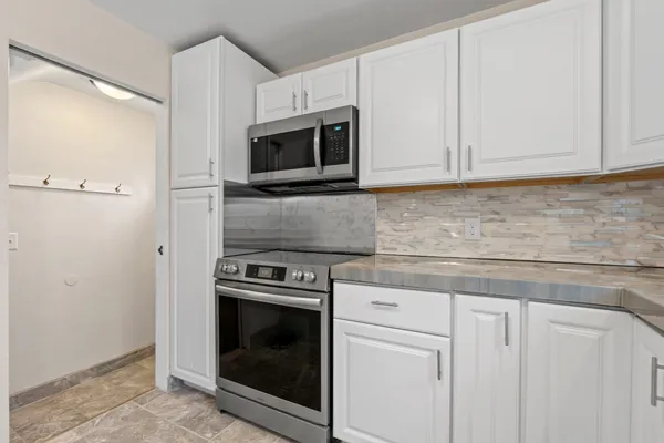 $295,000 | 344 South Karlyn Street, Kimberly, WI 54136