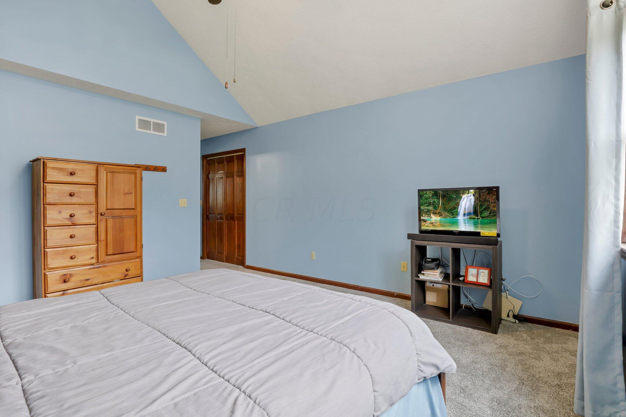 7176 Darby Road Circleville, OH 43113 - Photo 21 of 45 Primary Suite Bedroom