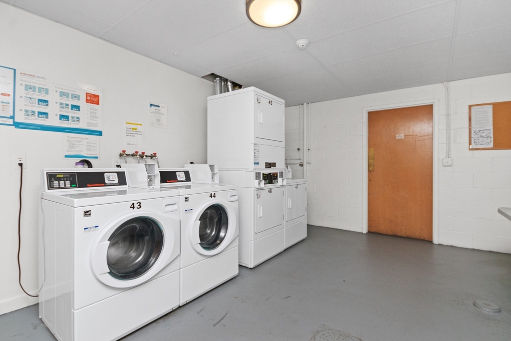54 Jacqueline Road, Unit 7 Waltham, MA 02452 - Photo 23 of 35 Gallery Image 23