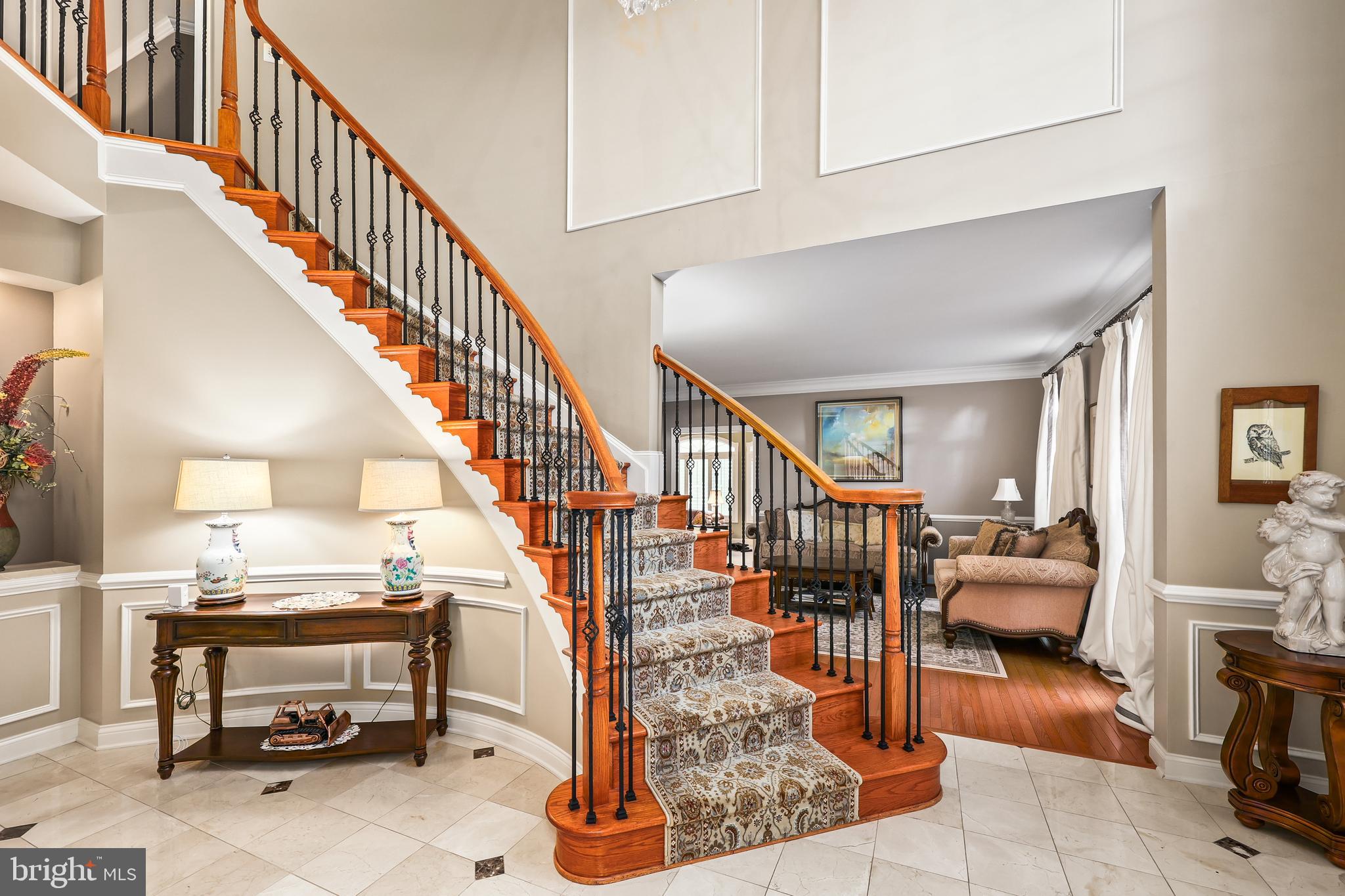 40890 Beechnut Road Leesburg, VA 20175 - Photo 7 of 65 a view of entryway and hall