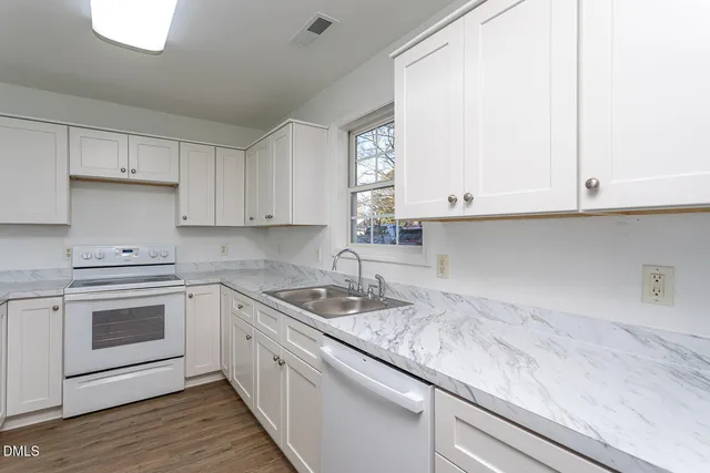 $495,000 | 425 Pearce Avenue, Wake Forest, NC 27587