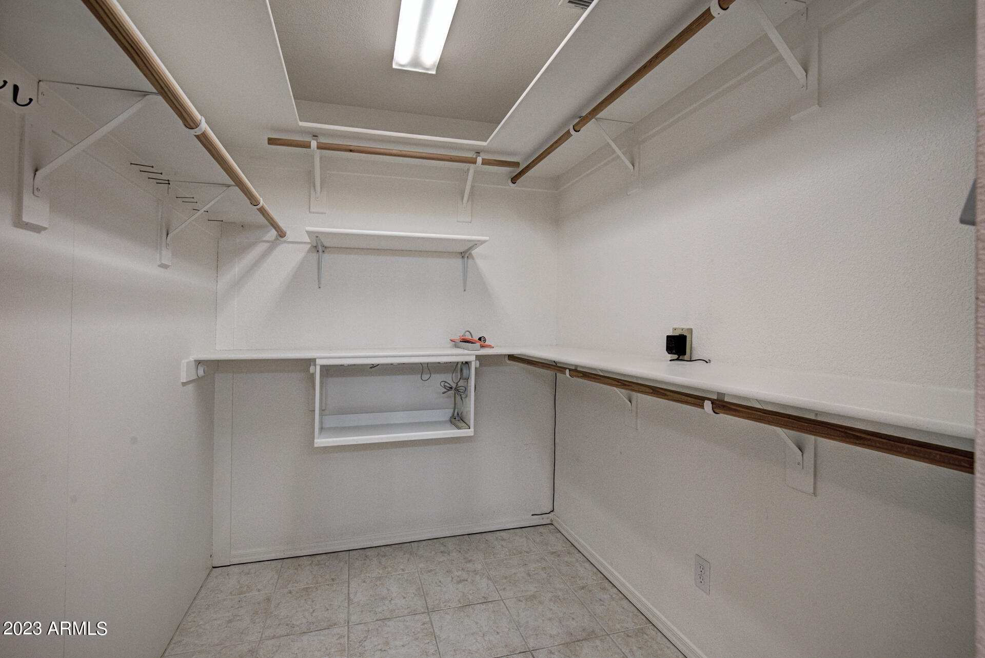 902 Landmark Trail Payson, AZ 85541 - Photo 11 of 27 MAIN BEDROOM CLOSET