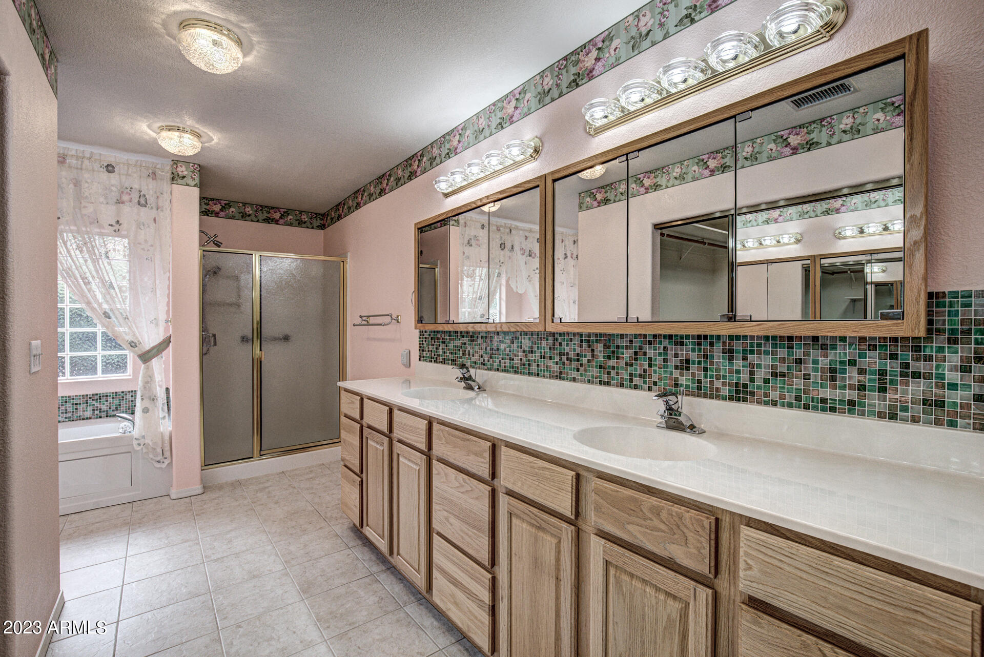 902 Landmark Trail Payson, AZ 85541 - Photo 12 of 27 MAIN BATHROOM