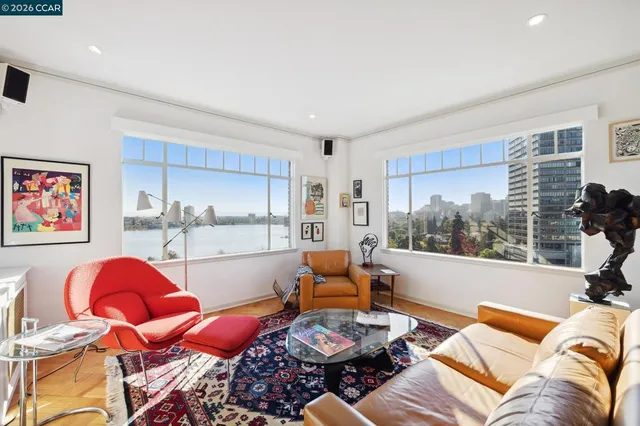 $1,298,000 | 492-492 Staten Avenue, Unit 1101, Oakland, CA 94610